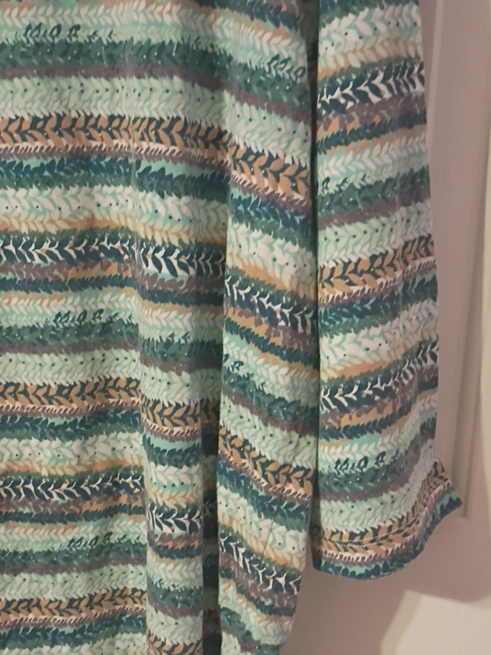 C&K Design Women's Mint Green Striped Knit Top - Picture 4 of 5